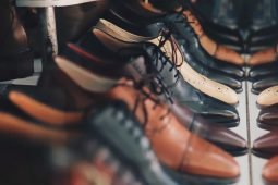 Aprire un outlet di scarpe: tutto quello che devi sapere