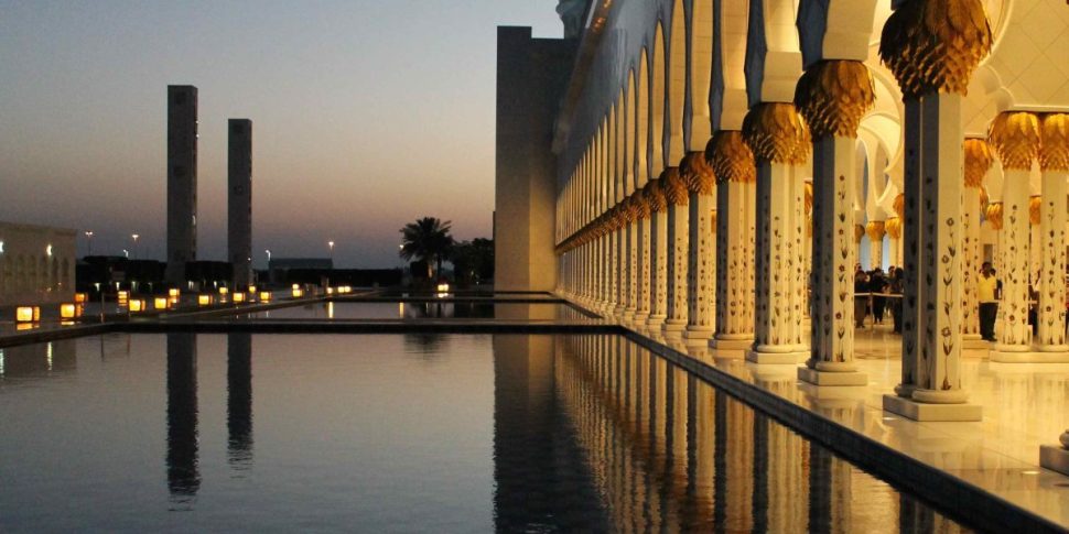 aprire una società ad abu dhabi