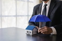 Assicurazione Eventi Catastrofali: come funziona per chi possiede Partita Iva?